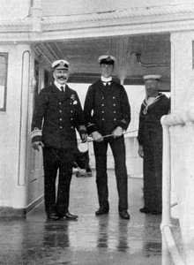 Commodore Sir Archibald Milne et son sous-lieutenant, Pipon, 1908