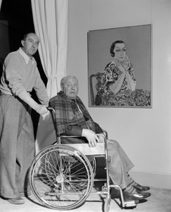 Le peintre Raoul Dufy à Venise (en fauteuil roulant) - 1952 (photo n/b)