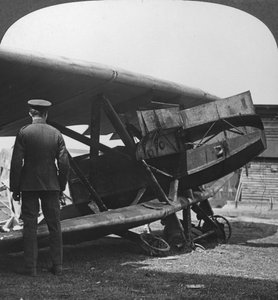 Avion allemand blindé utilisé pour attaquer les tranchées alliées, Première Guerre mondiale, c1914-c1918