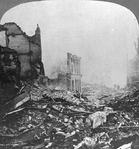 Ruines de Béthune, France, Première Guerre mondiale, c1915-c1918 - Realistic Travels Publishers