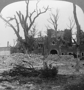 Ruines du château de Beury, Festubert, France, Première Guerre mondiale, vers 1914-1918 - Realistic Travels Publishers