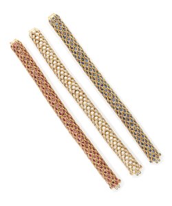 Trois bracelets 