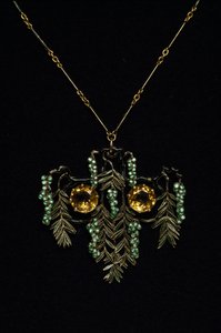 Art Nouveau: collier en or, topaze et émaux