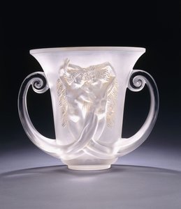 Nadica; un vase en verre moulé très rare représentant deux sirènes, c.1930s - Rene Jules Lalique