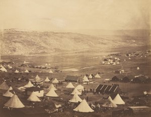 Camp de cavalerie, en direction de Kadikoi. - Roger Fenton
