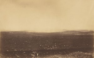Vue lointaine de Sébastopol avec les lignes de la batterie Gordons. - Roger Fenton