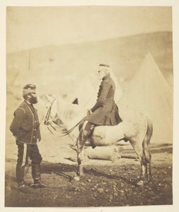 Sir Jas. York Scarlett (1799-1880), général, à la tête de la brigade lourde, Balaclava (à gauche) ; Edward Wm. Lowe (1820-1880), général (à droite) ; pris en Crimée. - Roger Fenton