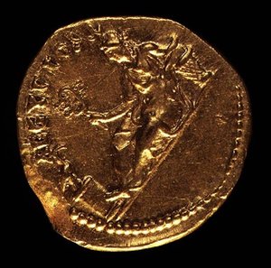 Aureus (revers) frappé par Hadrien (AD 117-AD 138) représentant AEGYPTOS (Égypte) allongée à gauche. Inscription: AEGYPTOS - Roman