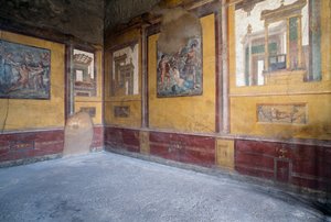 Salle fresquée de la Villa dei Vettii, site archéologique romain de Pompéi