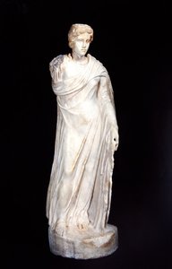 Kanephoros - Roman