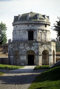 Mausolée de Théodoric le Grand (455 - 526), Ravenne. - Roman