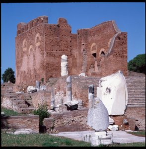 Art romain : vue des ruines du Capitole, site archéologique d