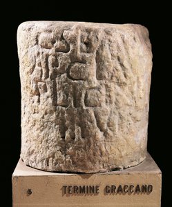 Civilisation romaine, borne qui marquait les lots assignés par les lois de Gracchi
