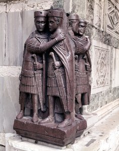 Tétrarques. Sculptures en porphyre rouge du 4ème siècle. Venise, place Saint-Marc - Roman
