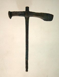 Hache, trouvée à Bebra - Roman Roman