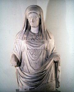 Sculpture de la vestale « Massima ». Museo nazionale Romano. Rome - Roman Roman