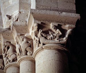 Dalila coupant les cheveux de Samson (chapiteau sculpté du transept)