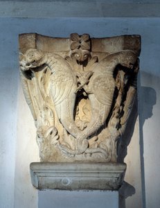 Monstres, Chapiteau du chœur - Romanesque