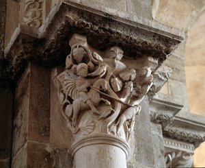 Saint Eustache chassant (chapiteau sculpté)