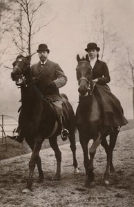 Sa Majesté le Roi George V et la Princesse Mary, 1914