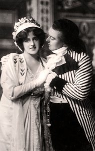 Robert Evett et Denise Orme dans Les Merveilleuses, début du 20e siècle - Rotary Photo