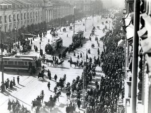 Manifestation à Saint-Pétersbourg contre le massacre de Lena en Sibérie, avril 1912 - Russian Photographer