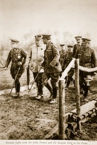 Le général Joffre avec Sir John French et Sir Douglas Haig au front, 1914-19 - S. d A. Photography