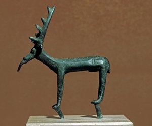 Culture nuragique sarde : statuette en bronze du cerf d