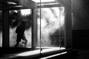 Coureur urbain aux allures enfumées