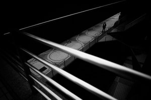 Passerelle urbaine « Solitary Man »