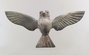 Plaque de meuble : faucon, c.18e siècle av. J.-C. (ivoire d