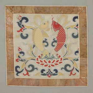 Huit objets précieux bouddhistes, paire de poissons