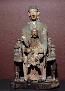 Art français : Vierge en majesté en chêne sculpté (Auvergne), Moyen Âge. Riom, Musée Francisque Mandet - School French