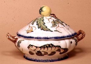 Soupière par Leboeuf et Milliet, décorée par Rousseau d