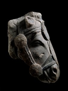 Tête de cheval, sculpture en pierre de Fuente la Higuera - School Spanish
