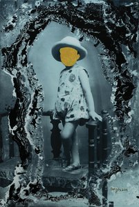 jeune fille posant seule, 2019 (mixed media)