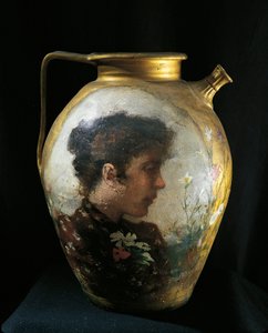 Femme parmi les fleurs