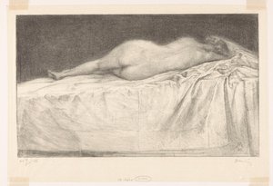 Femme nue allongée sur un lit