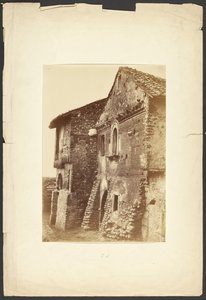 [Maison en pierre]