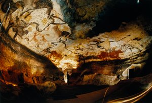 Vue panoramique de la Salle des Taureaux à Lascaux, France - Sisse Brimberg