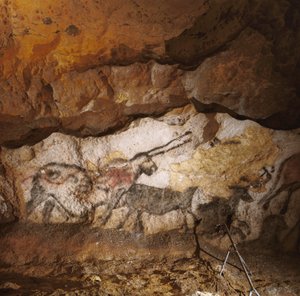 La Licorne Mythique de Lascaux peinte il y a plus de 17 000 ans sur la calcite blanche.