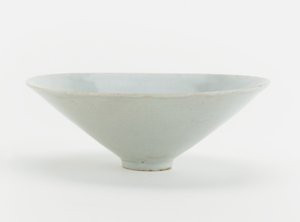 Bol avec motif moulé de phénix et de fleurs, vers 1200