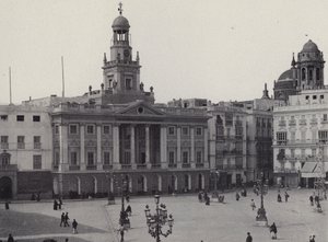 Cadix : Plaza de Isabel II (photo n/b)