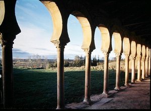 Église de San Miguel de Escalada, fondée en 913