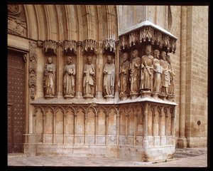 Art gothique : détail du portail central de la Cathédrale de Sainte Thècle à Tarragone - Spanish School