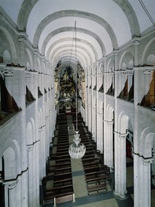 Intérieur de la cathédrale commencée en 1078 - Spanish School