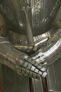 Armure et épée espagnoles en acier - Spanish School