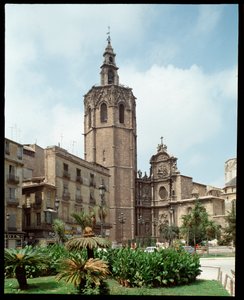 Vue du clocher Micalet de la cathédrale de Valence, 1381-1429, Espagne - Spanish School