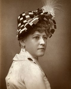 Kate Munroe, actrice, 1883