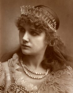 Marion Hood, chanteuse d